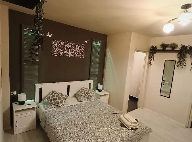 Old Town Within * Bukareszt